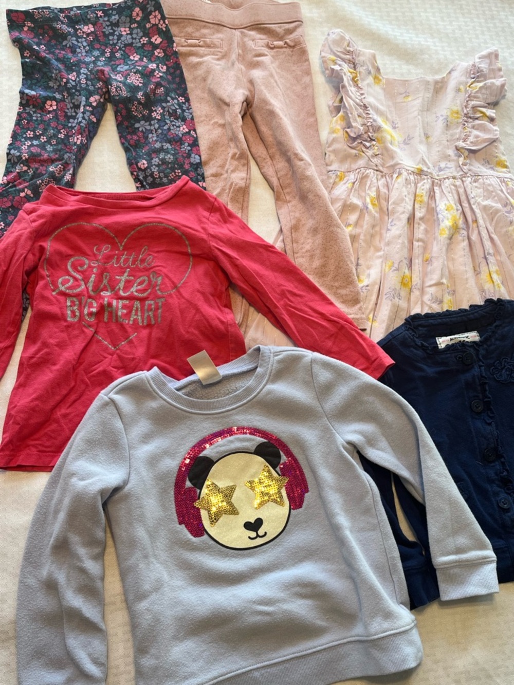 3T Osh Kosh bundle of girl’s clothes